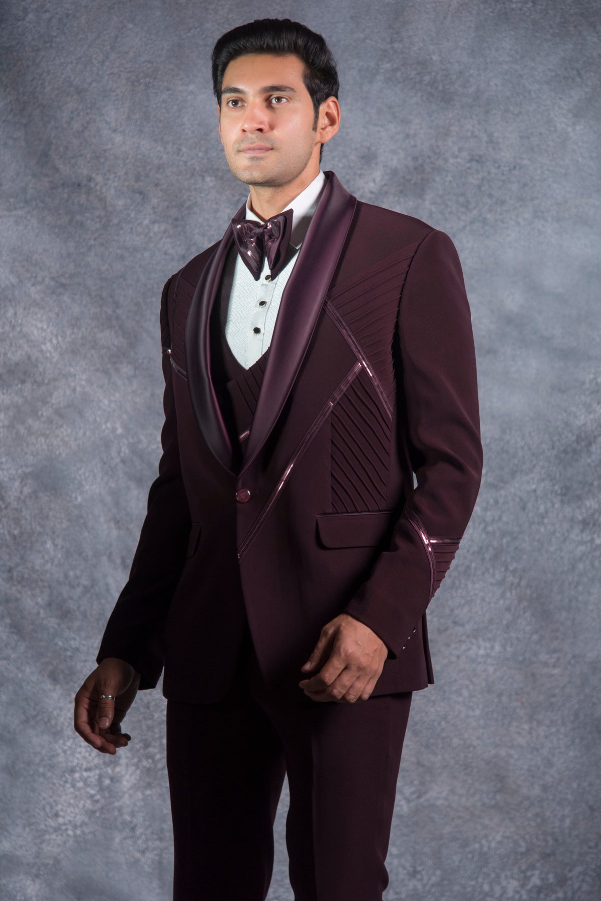 Best Tuxedo Suit for Wedding - Lagan Wedding