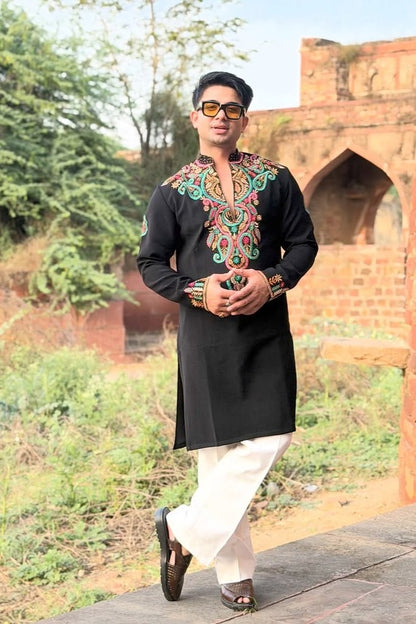 Anvarul Hasan In Our Black Embroidered Kurta Set