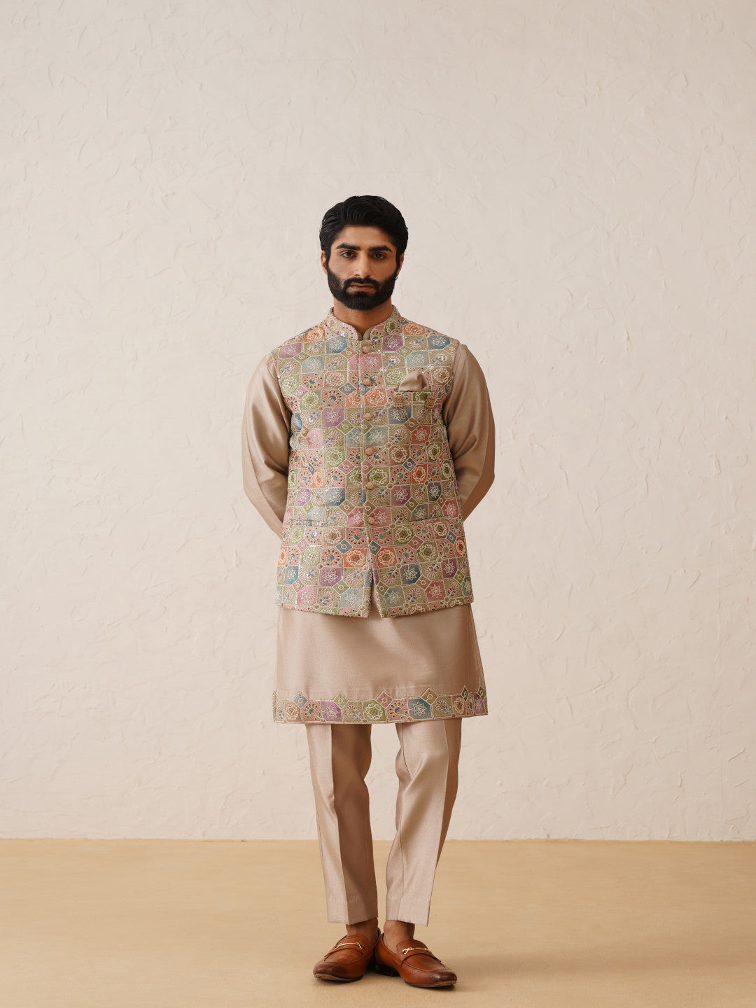 Shop mens wear for wedding thread work kurta set