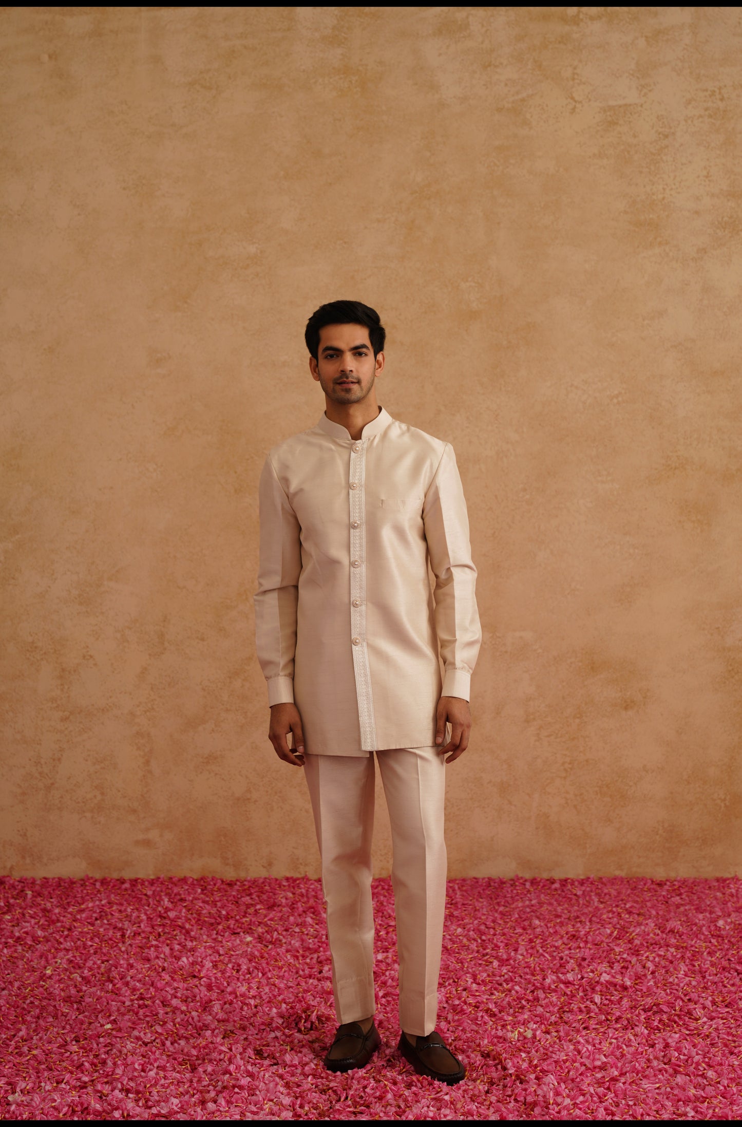 Light Pink Short Indowestern With Thread Embroidery On Silk