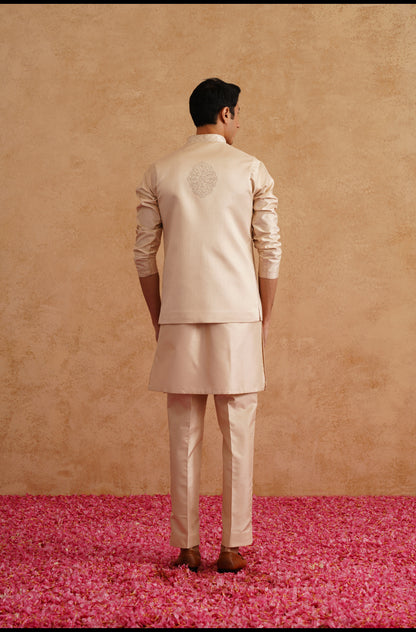 Cream Open Waistcoat Kurta Set With Thread Embroidery On Silk