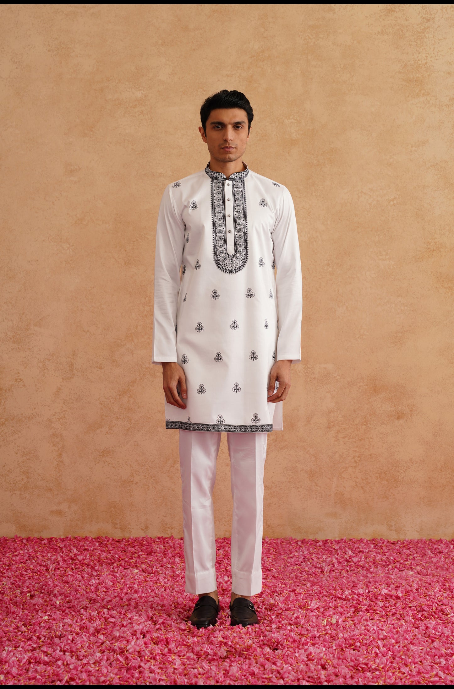 White & Black Open Waistcoat Kurta Set With Thread Embroidery