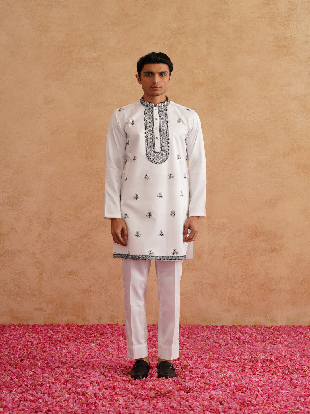 White & Black Open Waistcoat Kurta Set With Thread Embroidery
