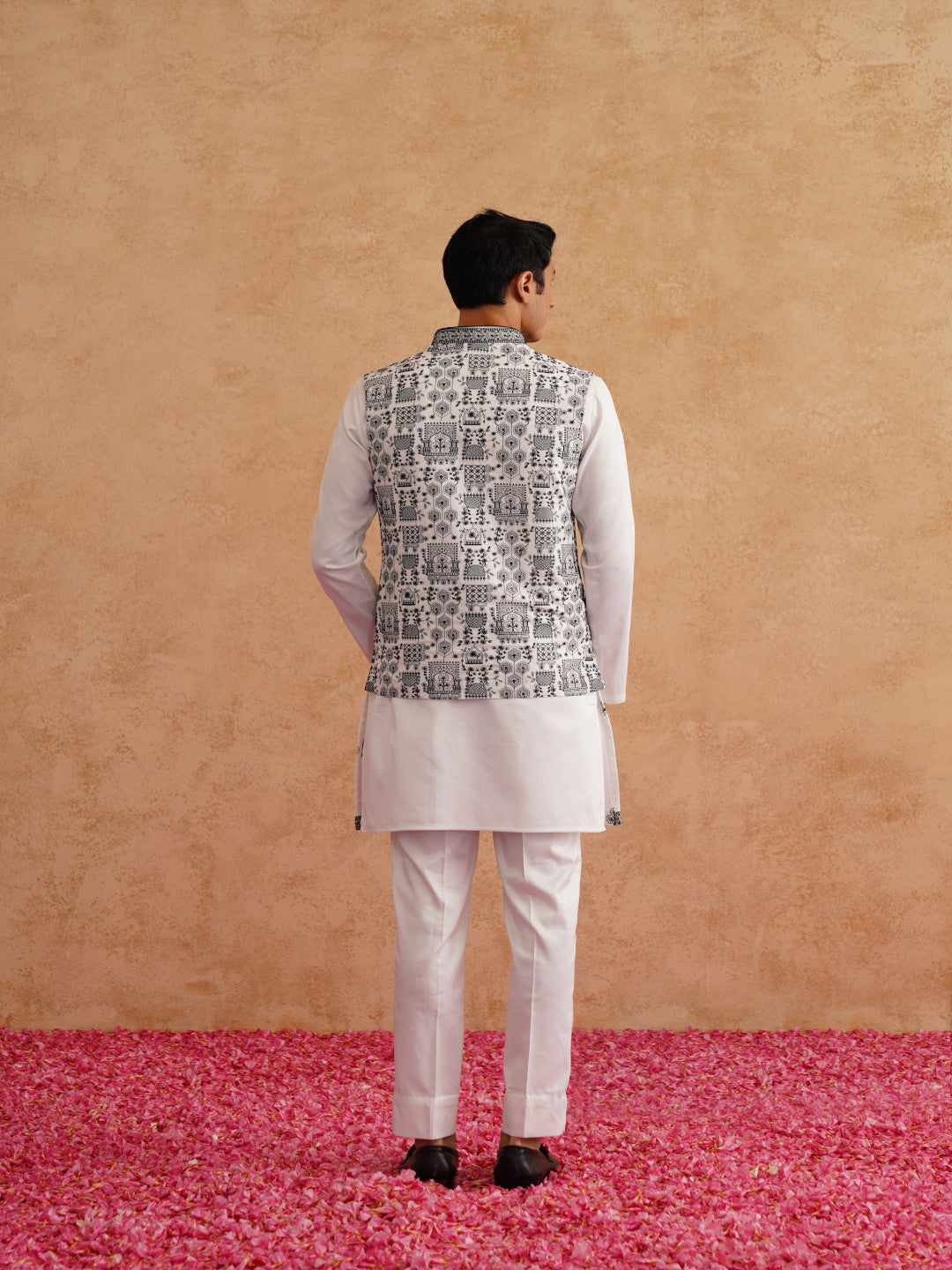 White & Black Open Waistcoat Kurta Set With Thread Embroidery