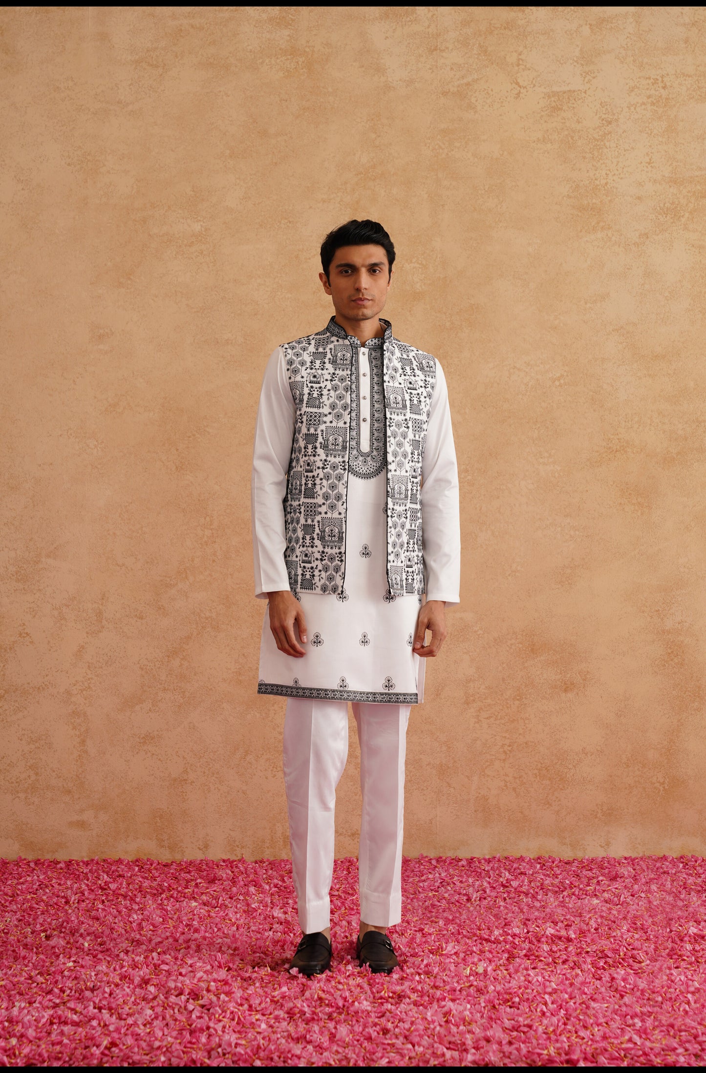 White & Black Open Waistcoat Kurta Set With Thread Embroidery