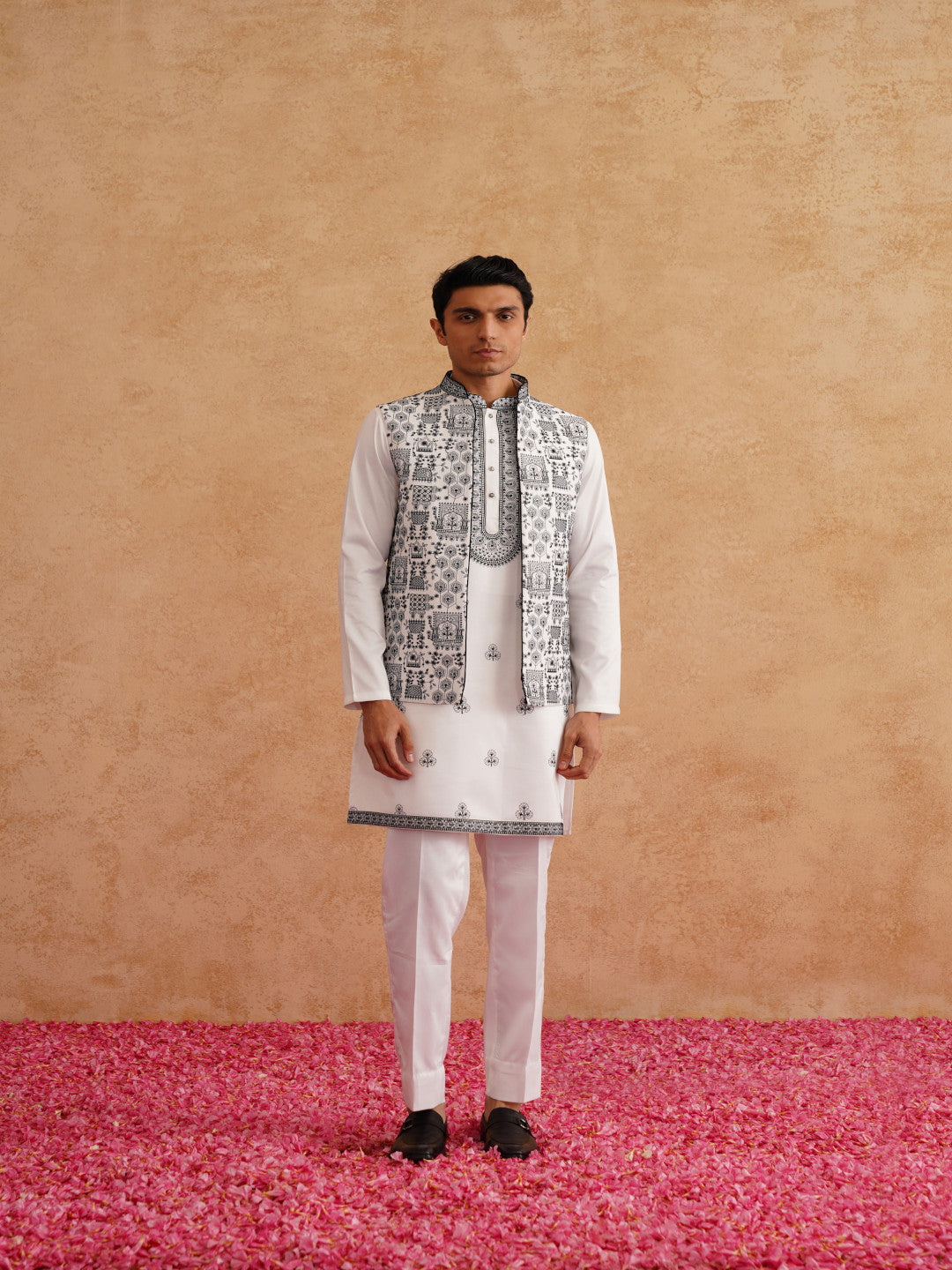 White & Black Open Waistcoat Kurta Set With Thread Embroidery