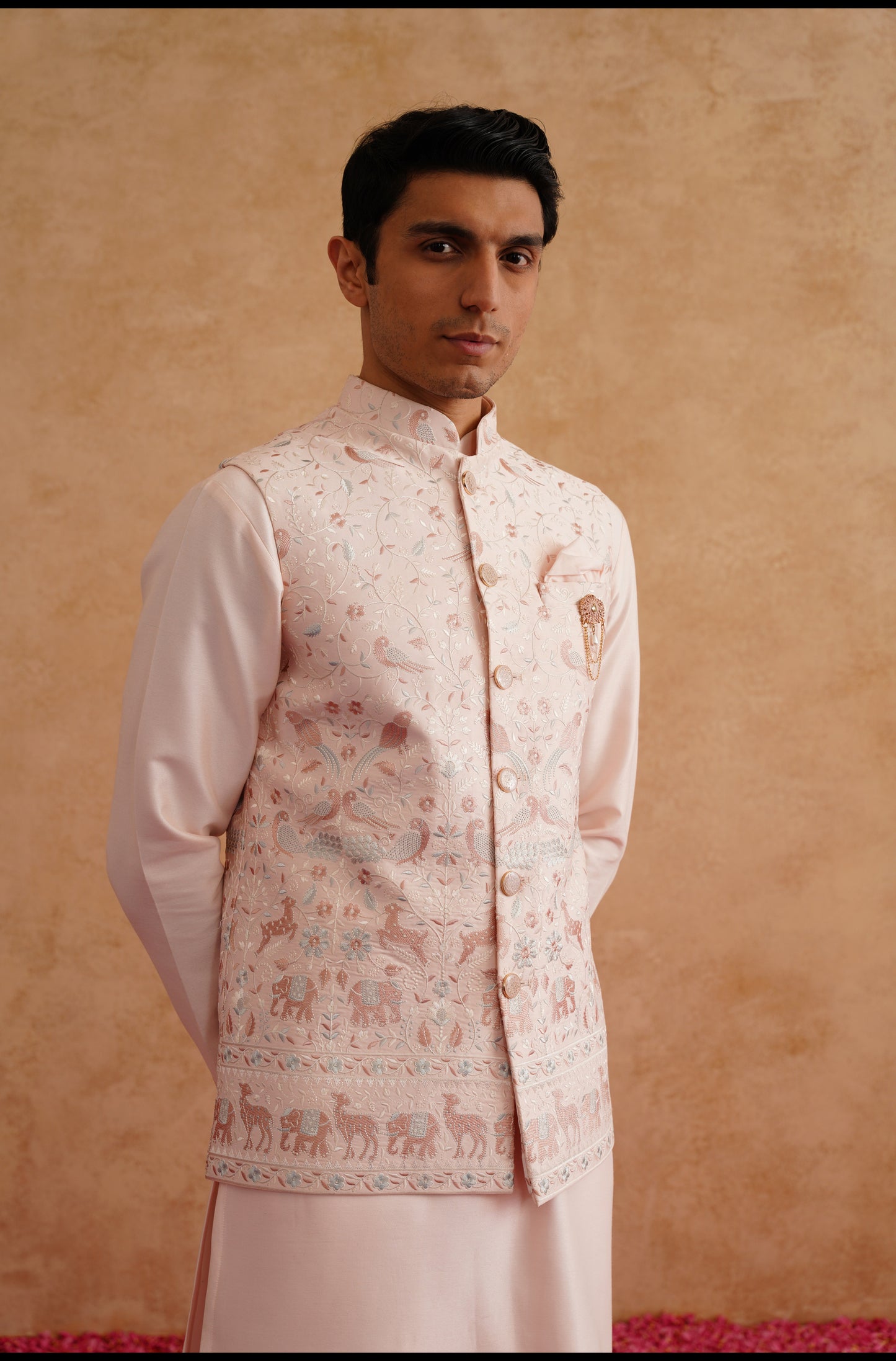Light Pink Waistcoat Kurta Set With Thread Embroidery On Silk