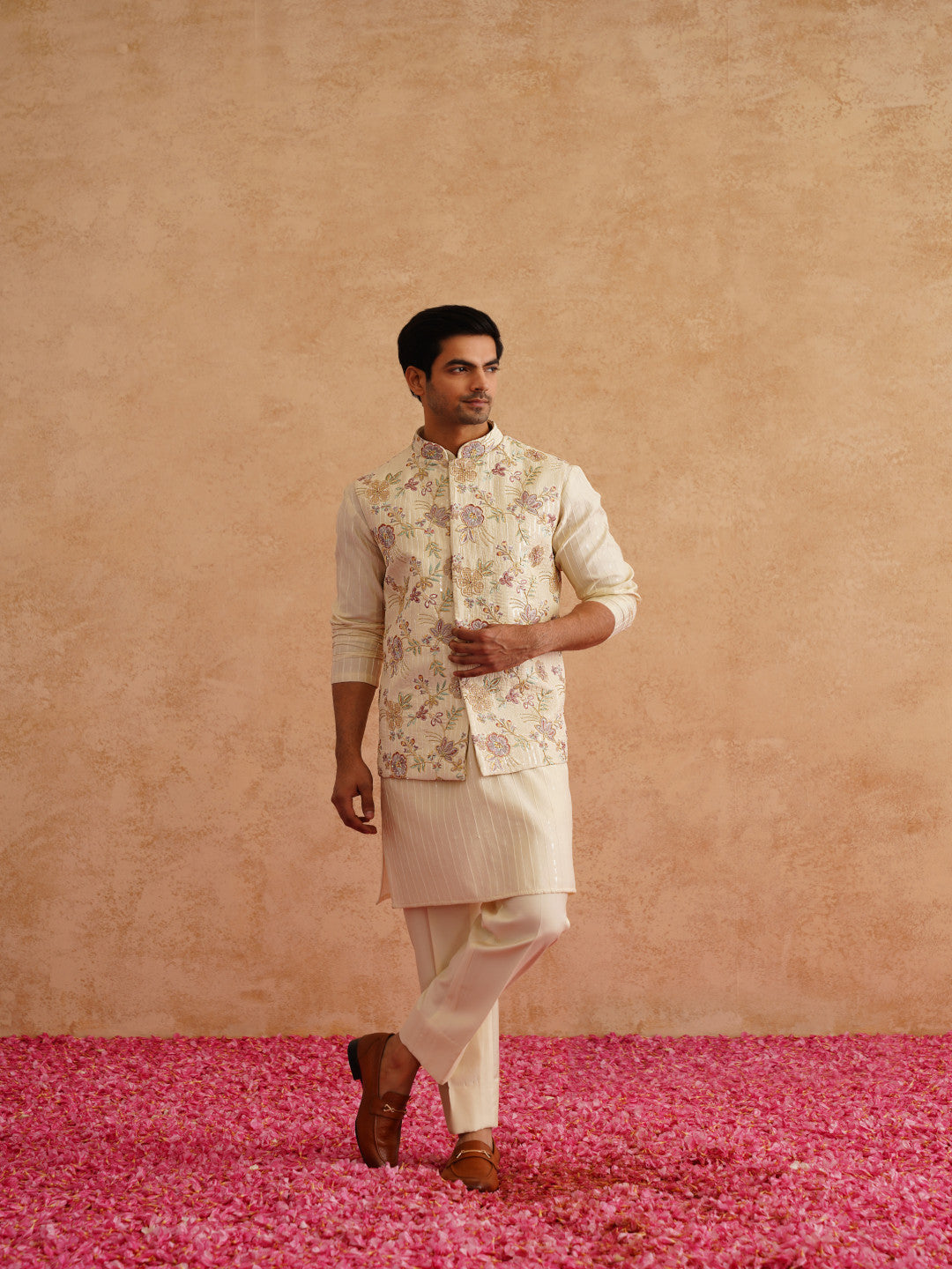 Light Yellow Waistcoat Kurta Set With Hand Embroidery On Silk