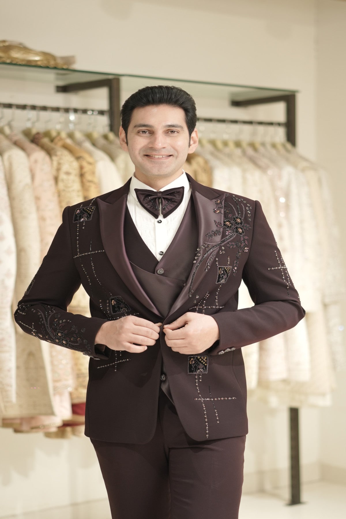 Stylish tuxedo suits for men