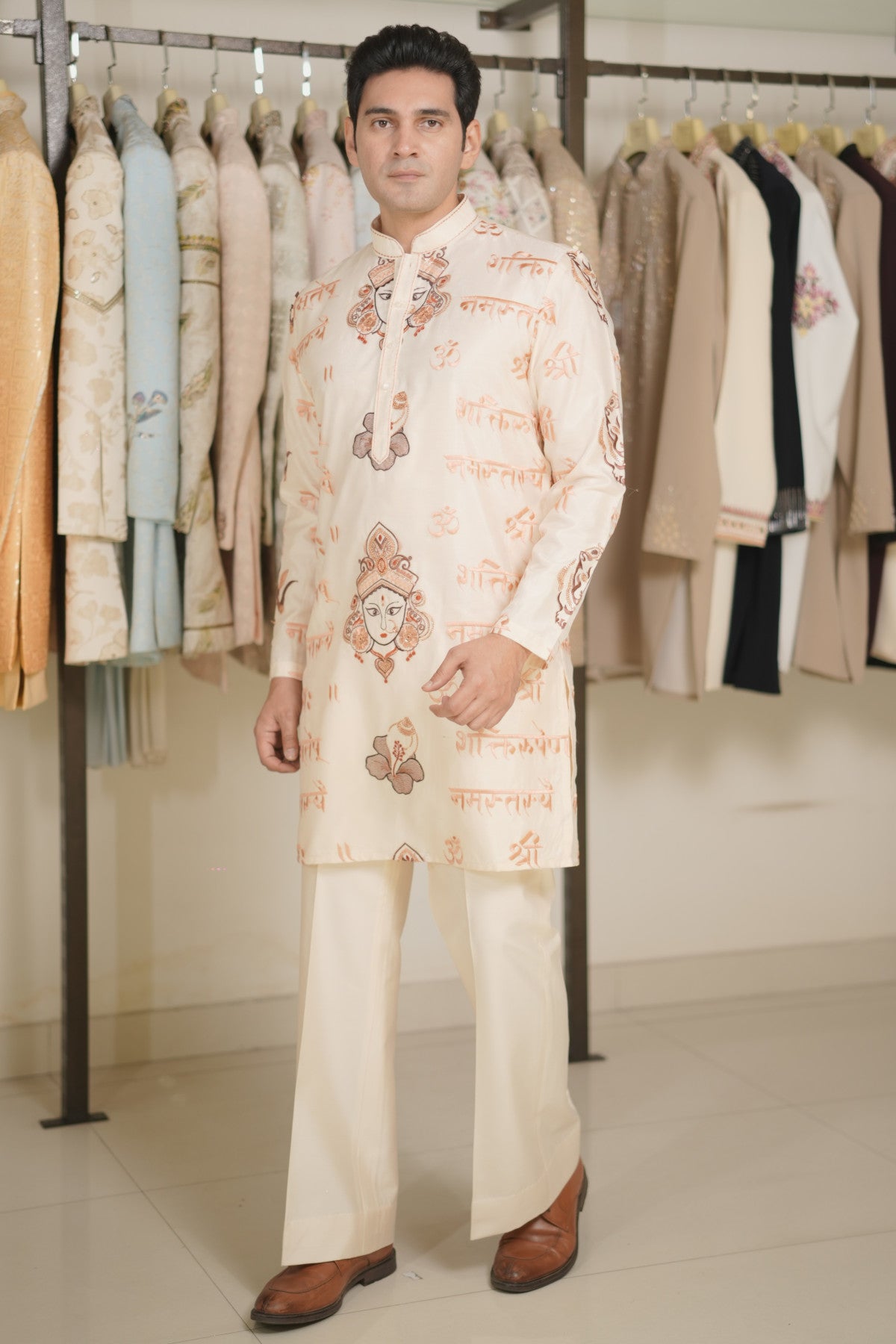 Embroidered kurta men online shop