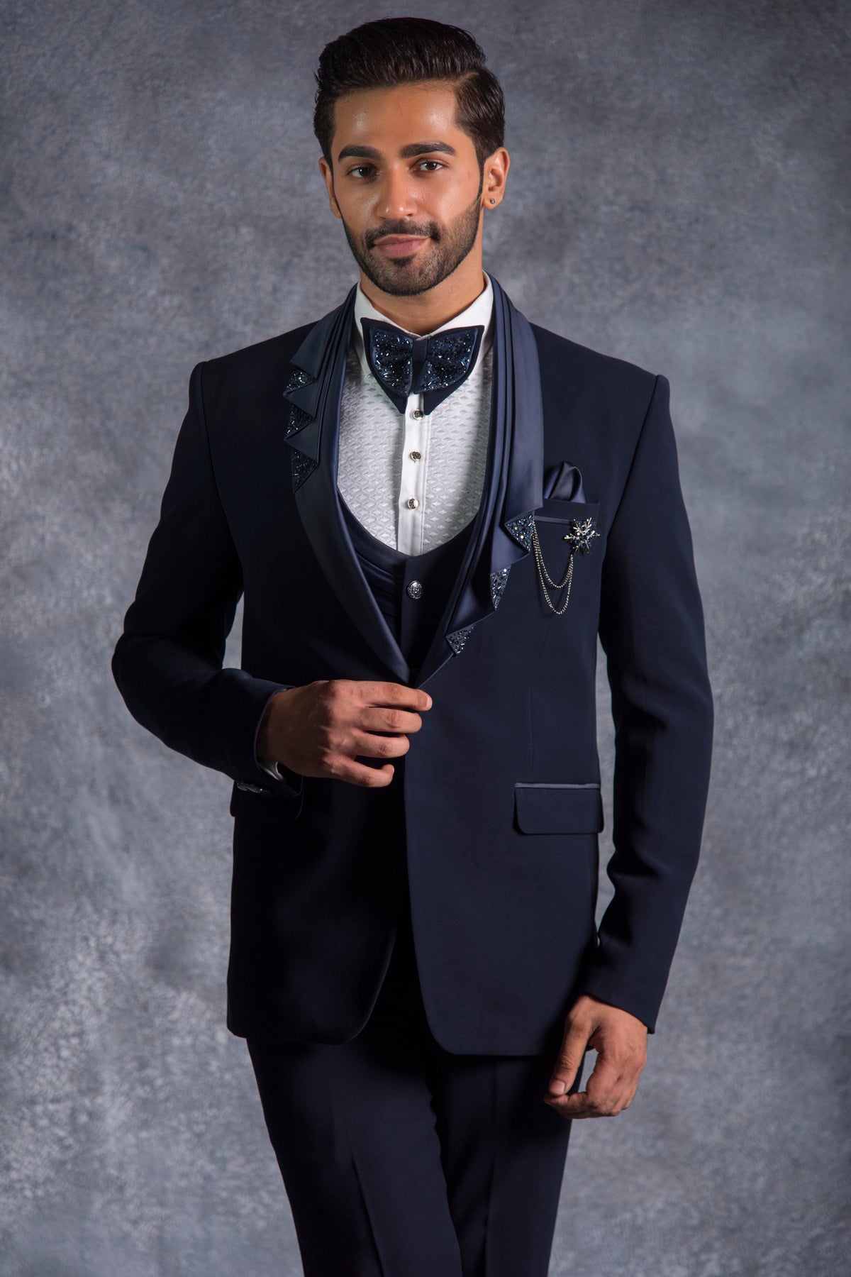 Best Tuxedo Suit for Wedding - Lagan Wedding