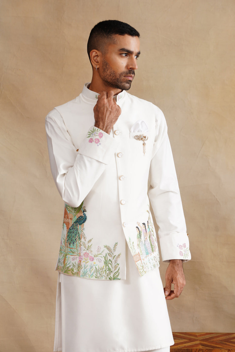 Ivory Waistcoat Kurta Set with Peacock & Heritage Scene Embroidery